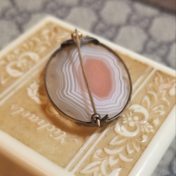 SOLID 10KT ROSE GOLD Early Victorian Banded Agate Brooch - Picture 6 of 8